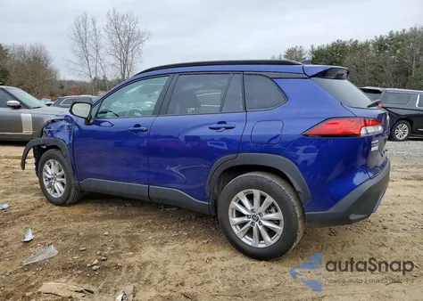 2025 Toyota Corolla Cross Le z USA, uszkodzony, nr VIN 7MUBAABG1SV126881